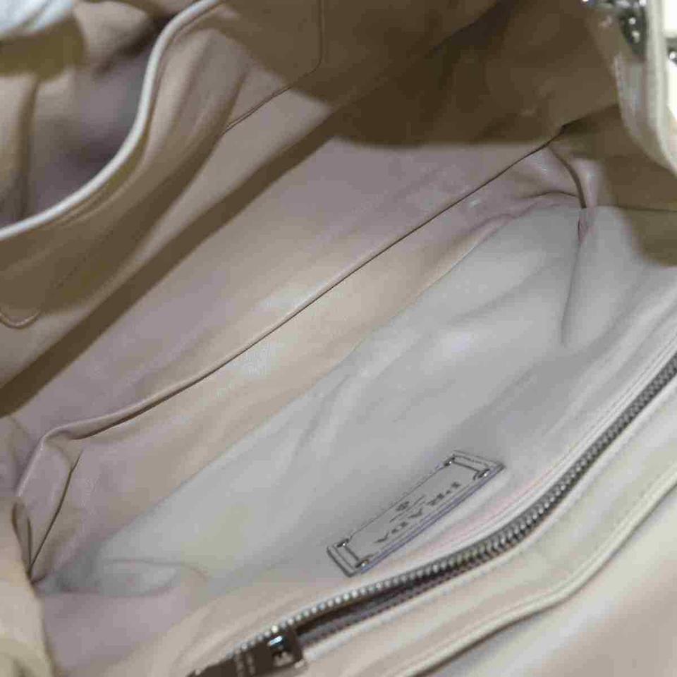 Prada Beige-cream Chain Flap 873003 Cream Leather Shoulder Bag at ...