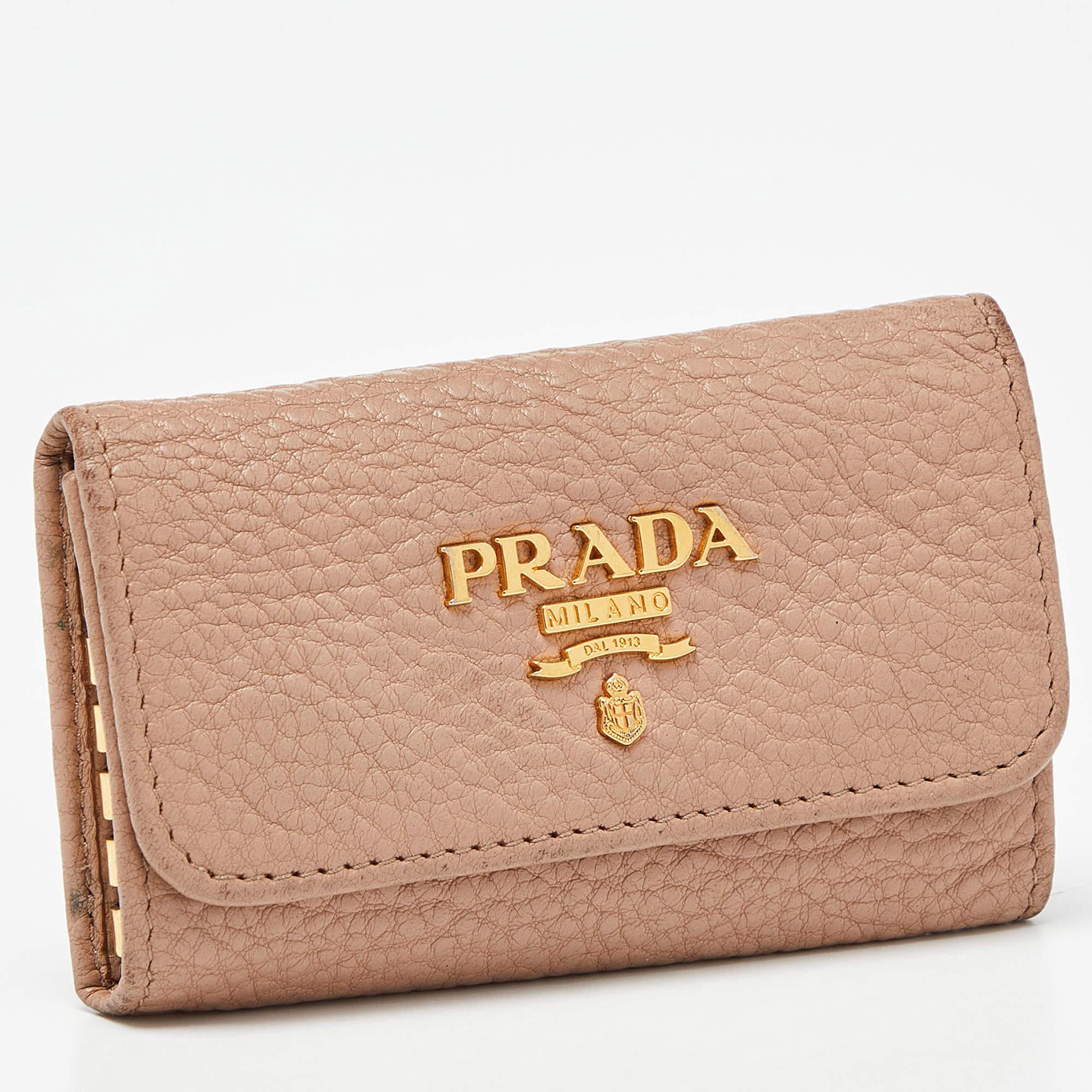 Prada Beige Leather 6 Rings Key Holder Case In Good Condition In Dubai, Al Qouz 2