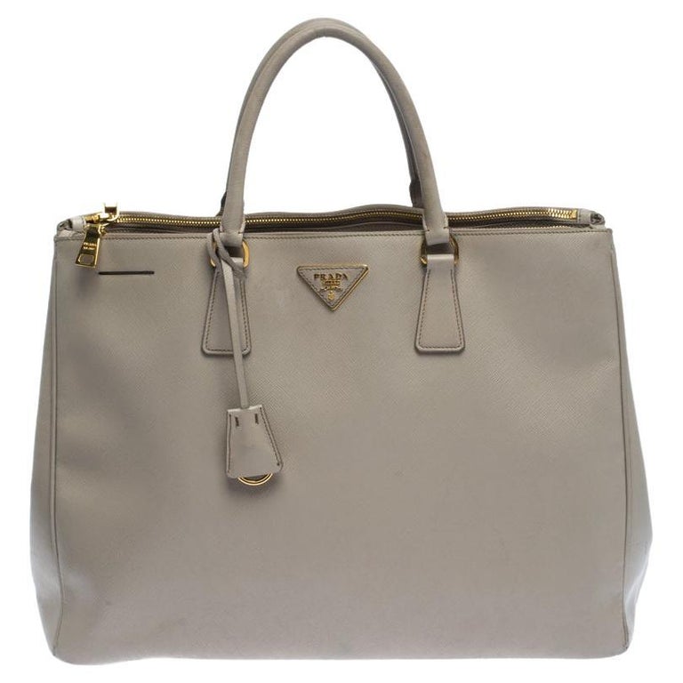 Saffiano Cuir Large Double-Zip Tote Bag White (Talco)
