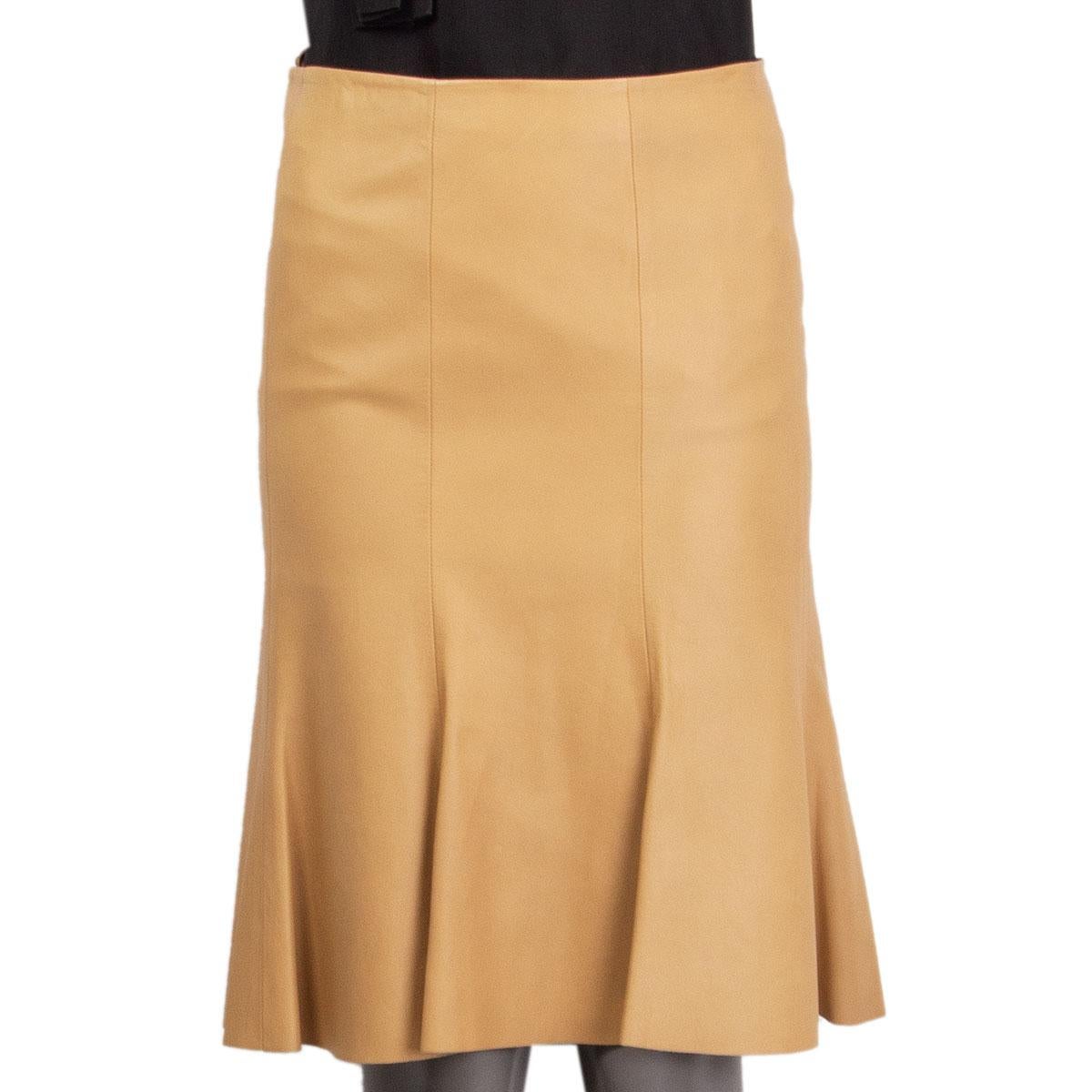 PRADA beige leather Flared Skirt 40 S In Excellent Condition For Sale In Zürich, CH