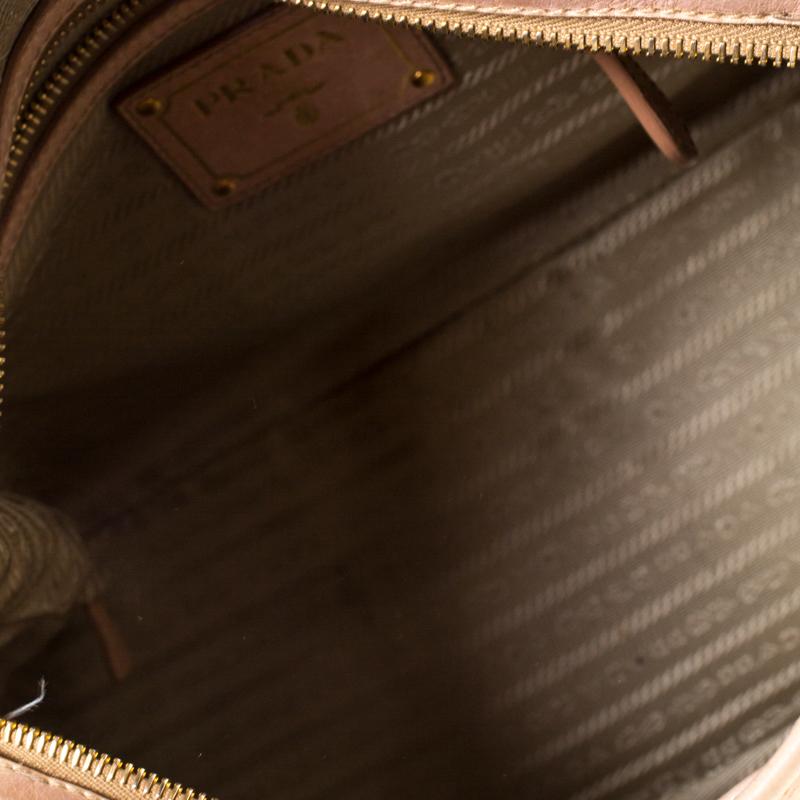 Prada Beige Leather Front Pocket Vitello Daino Tote In Good Condition In Dubai, Al Qouz 2