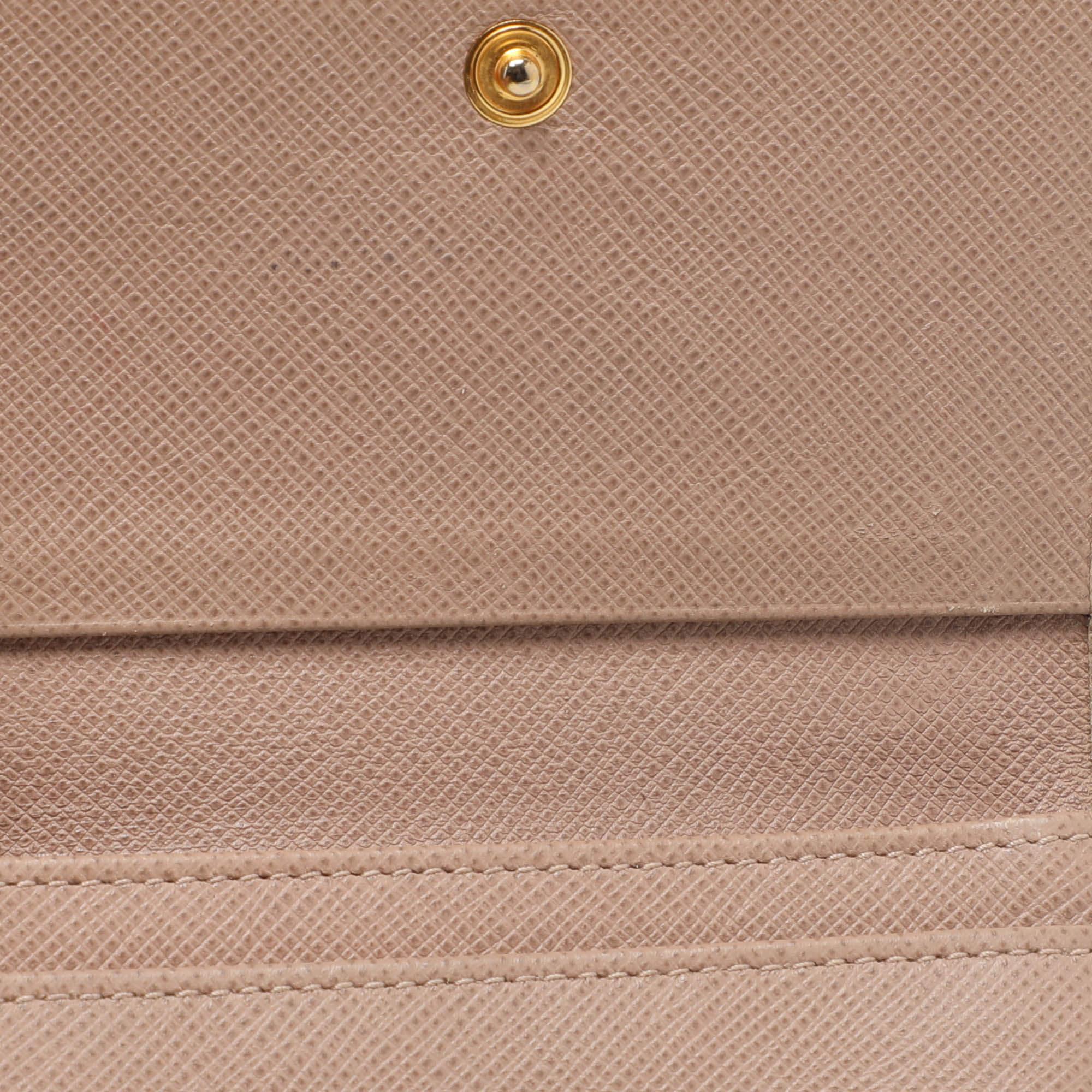 Prada Beige Leather Logo Coin Purse For Sale 3