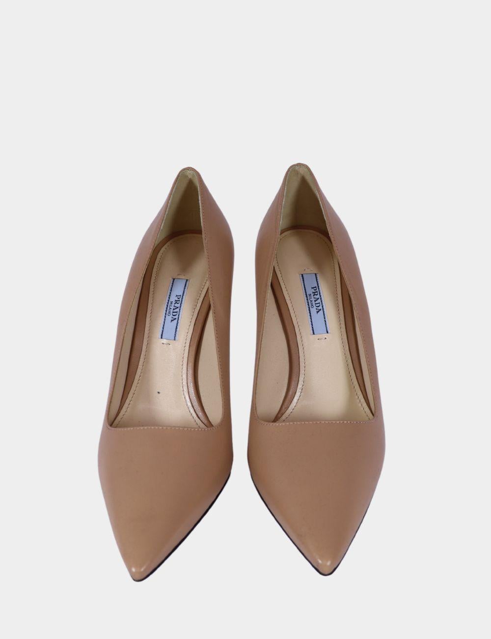 Women's Prada Beige Leather Pumps Size EU 38