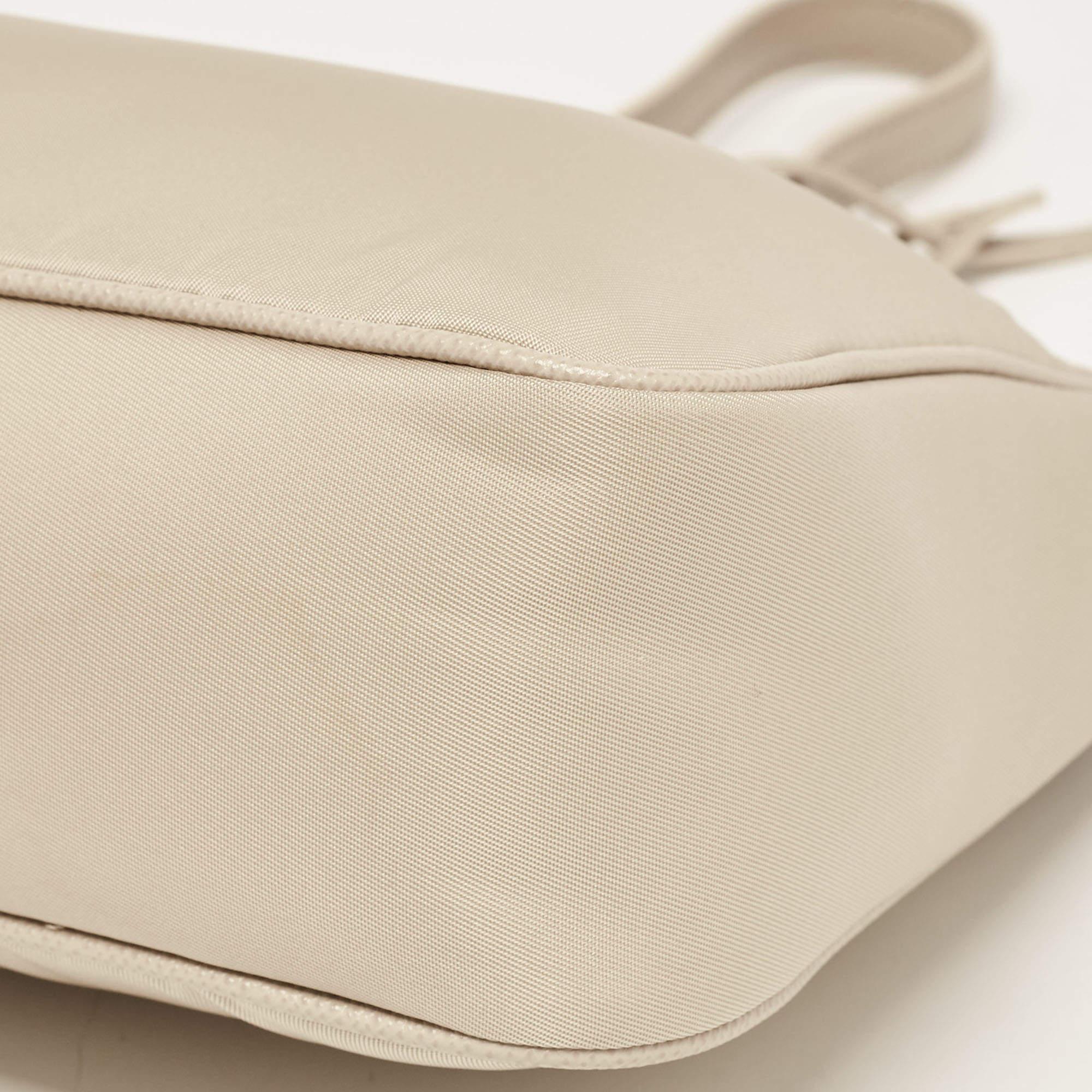 Prada Beige Nylon and Leather Mini Re-Edition 2000 Shoulder Bag For Sale 7