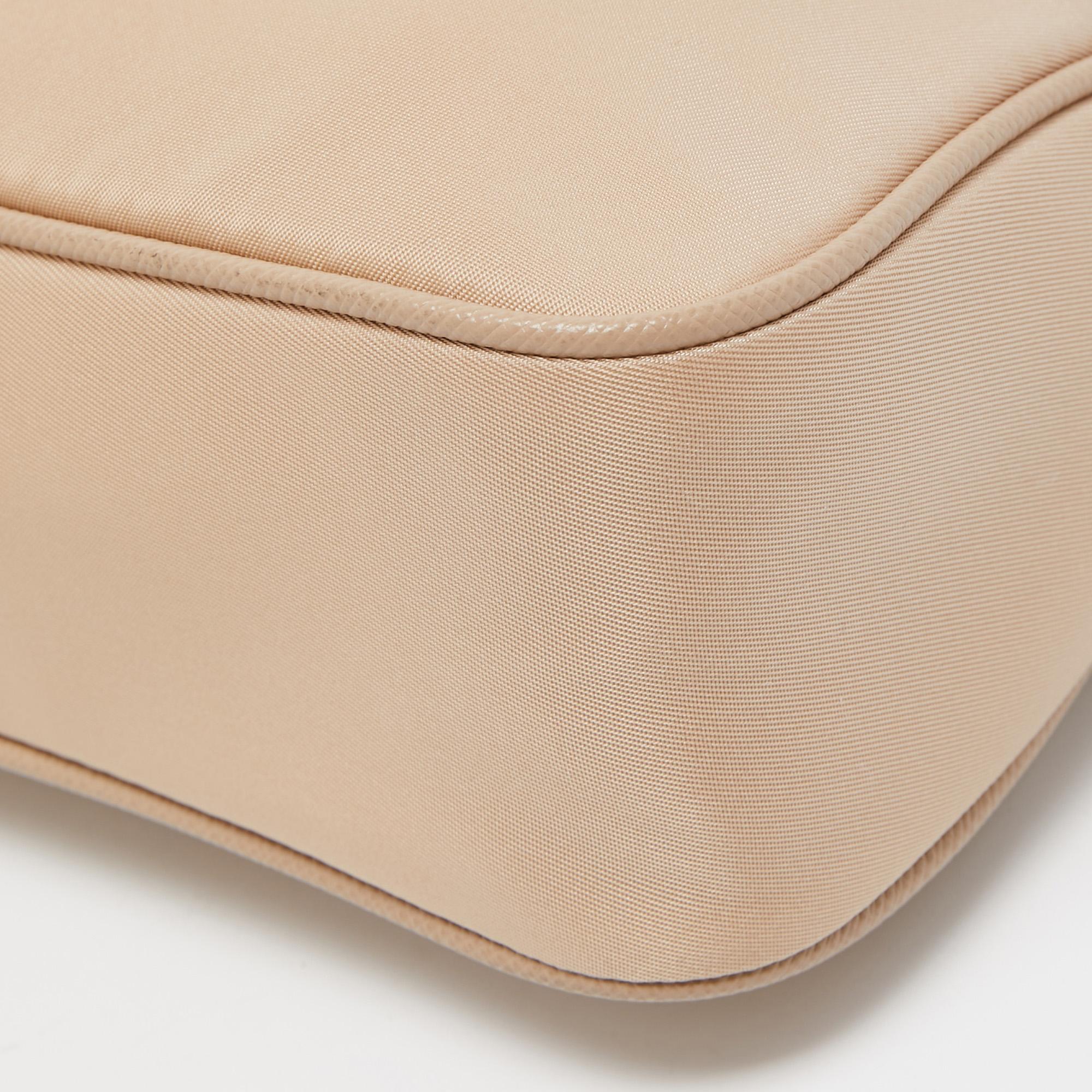 Prada Beige Nylon and Leather Re-Edition 2005 Baguette Bag 7