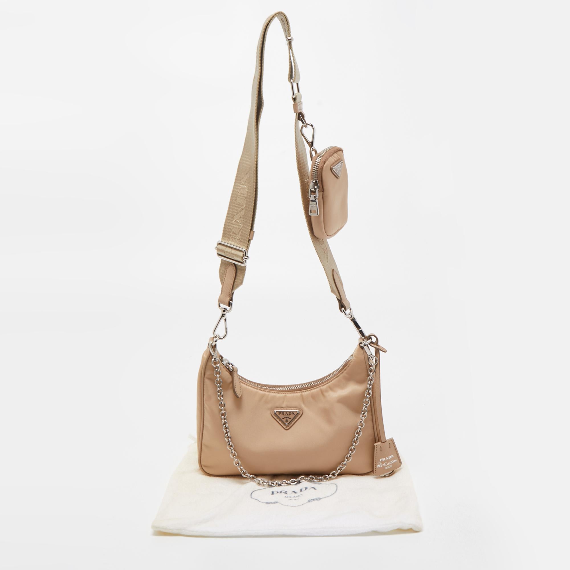 Prada Beige Nylon and Leather Re-Edition 2005 Baguette Bag 5