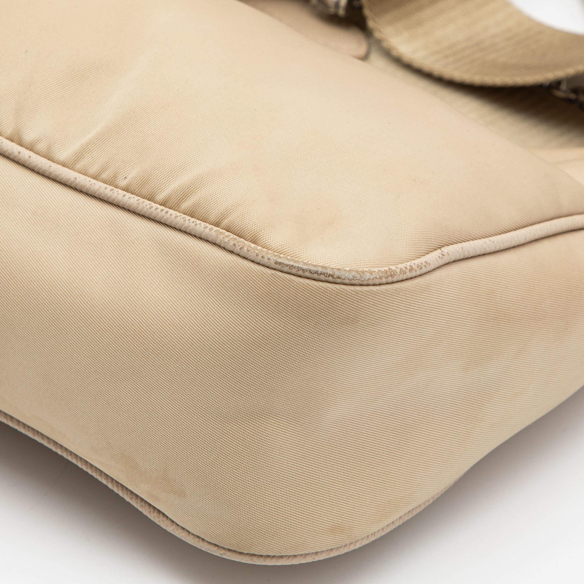 Prada Beige Nylon and Leather Re-Edition 2005 Shoulder Bag 7