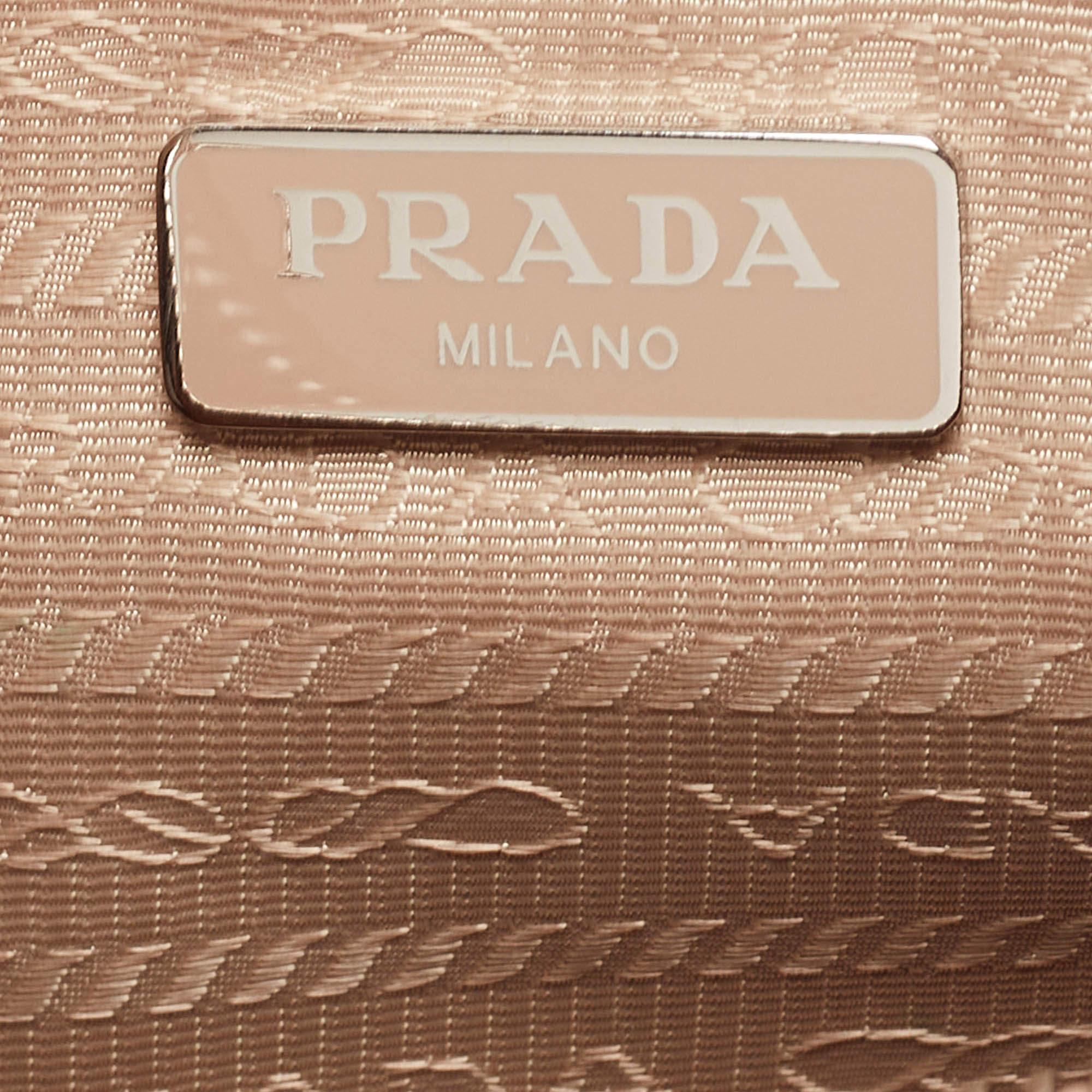 Prada Beige Nylon and Leather Re-Edition 2005 Shoulder Bag 5