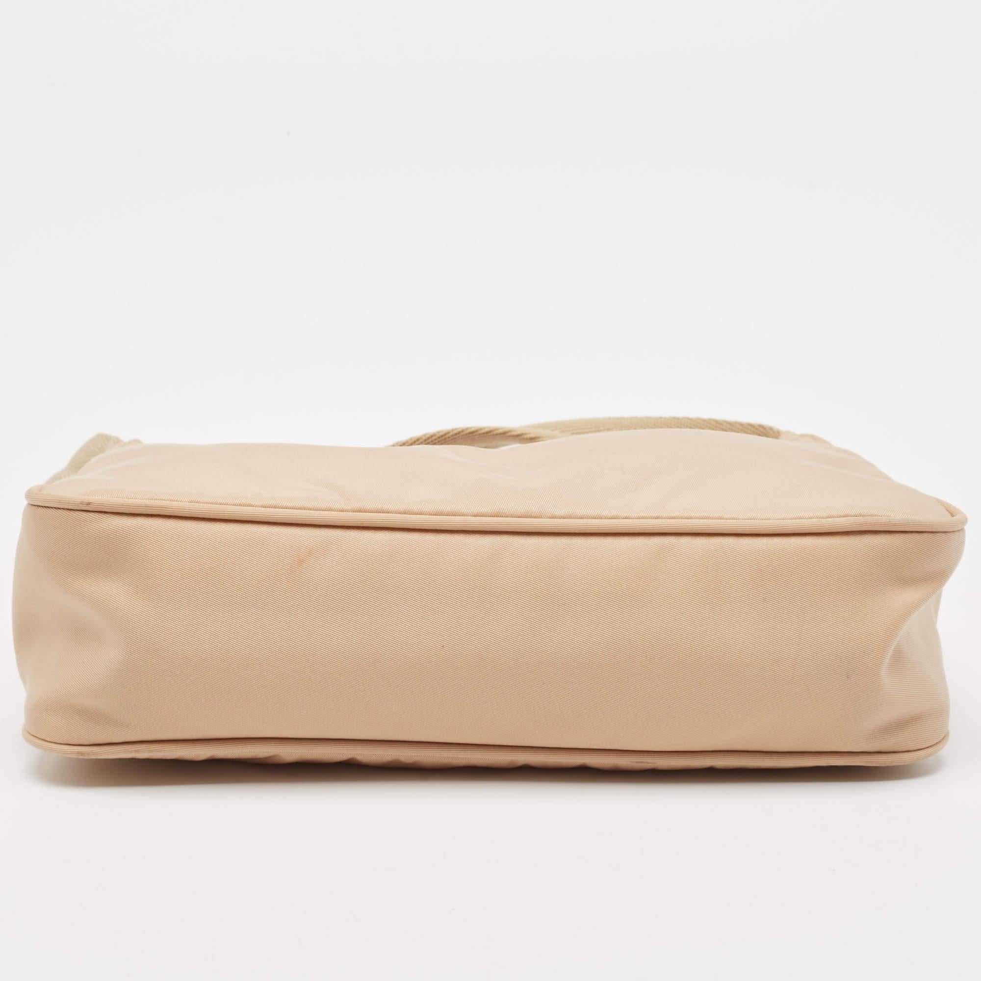 Prada Beige Nylon Re-Edition 2000 Bag 4