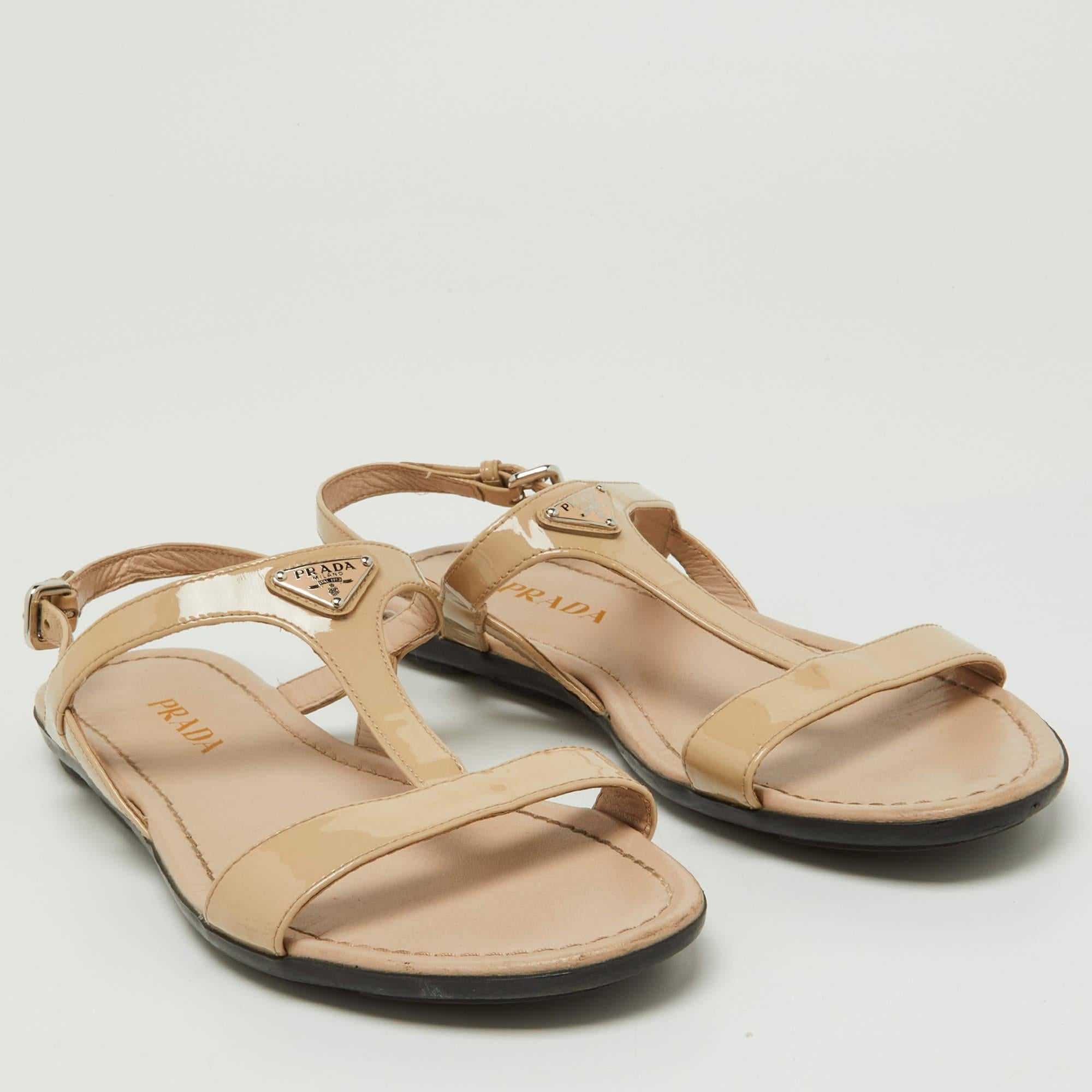 Prada Beige Patent Leather Flat Sandals Size 39 3