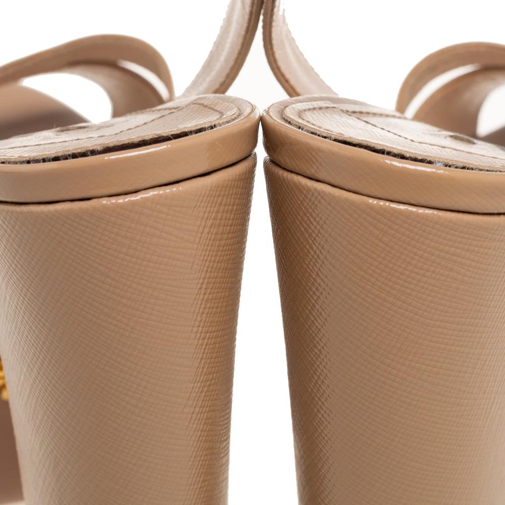 Women's Prada Beige Patent Leather Platform Ankle Strap Sandals Size 39 For Sale