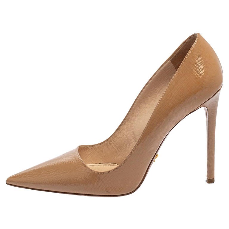 Prada Beige Patent Leather Saffiano Pointed Toe Pumps Size 39 at 1stDibs