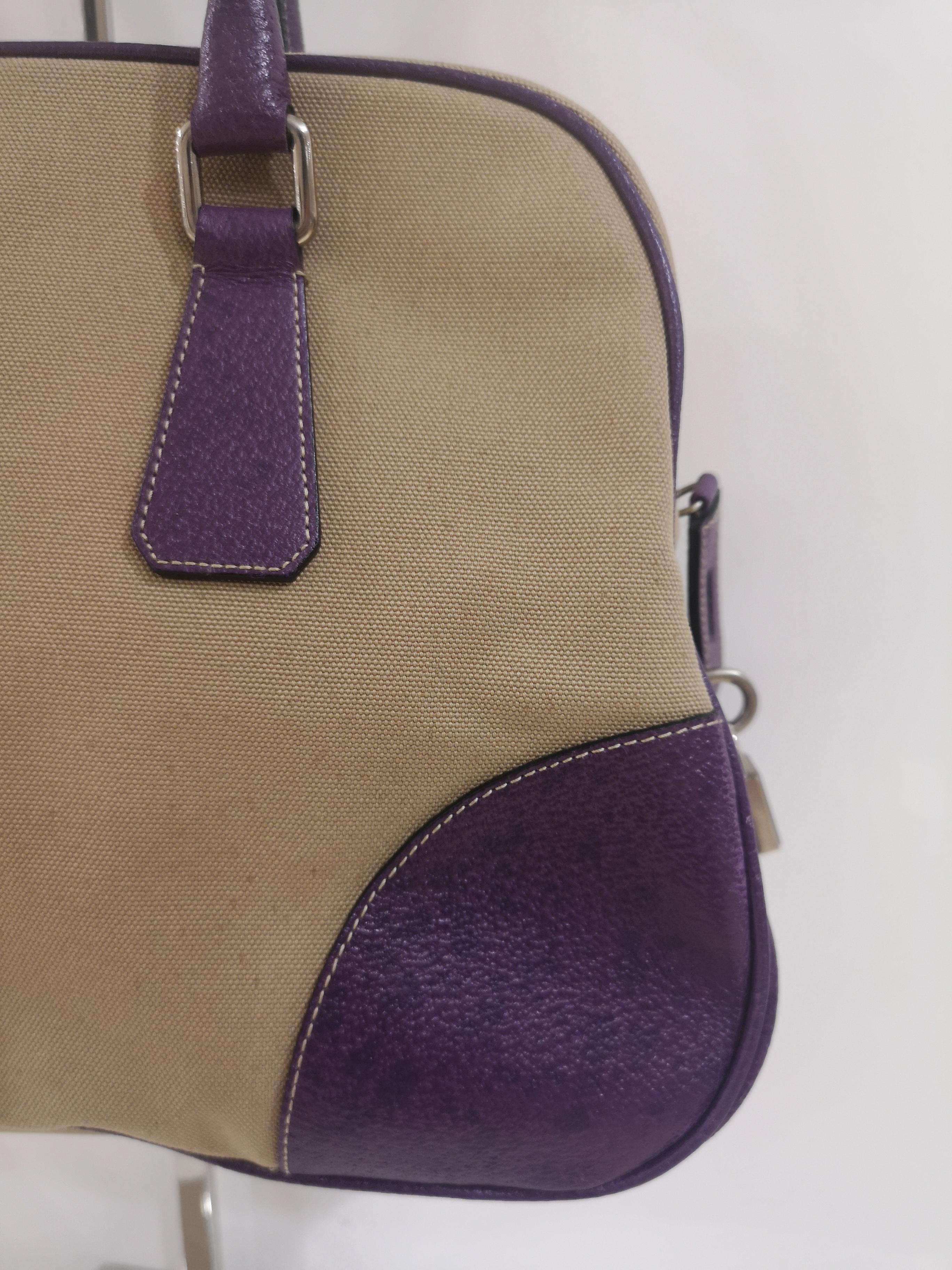 Prada beige purple handle bag / Shoulder bag In Excellent Condition In Capri, IT