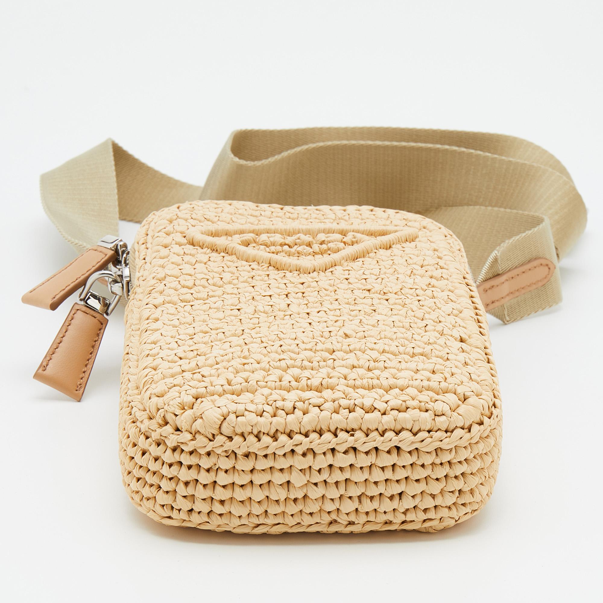 Beige Raffia- und Leder-Mini-Umhängetasche von Prada 1