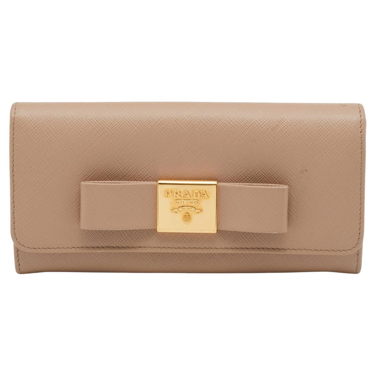 Prada Beige Saffiano Leather Bow Continental Wallet For Sale at 1stDibs
