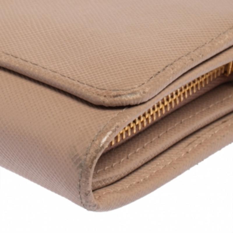 Women's Prada Beige Saffiano Lux Leather Flap Continental Wallet For Sale