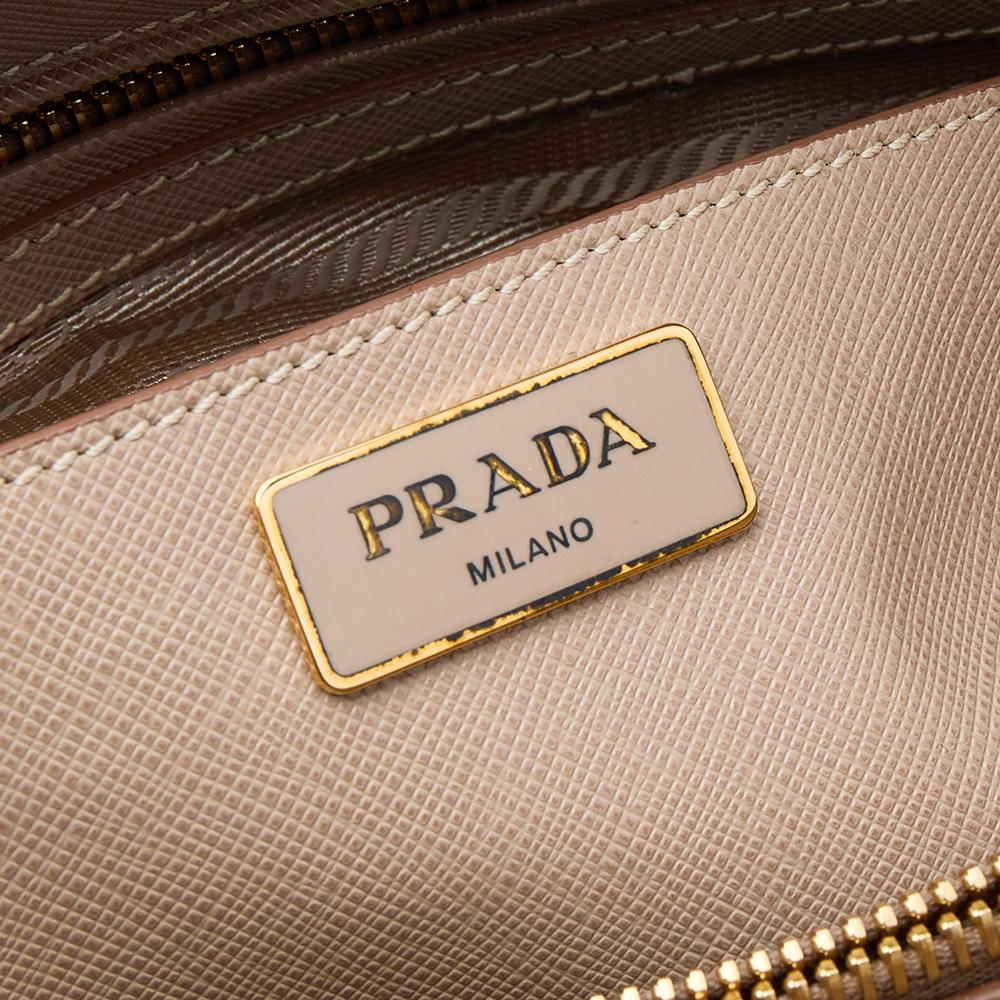 Prada Beige Saffiano Lux Leather Medium Promenade Bag In Good Condition In Dubai, Al Qouz 2