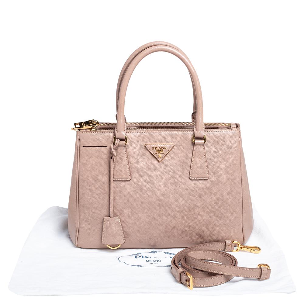 Prada Beige Saffiano Lux Leder Kleine Galleria-Tasche 8