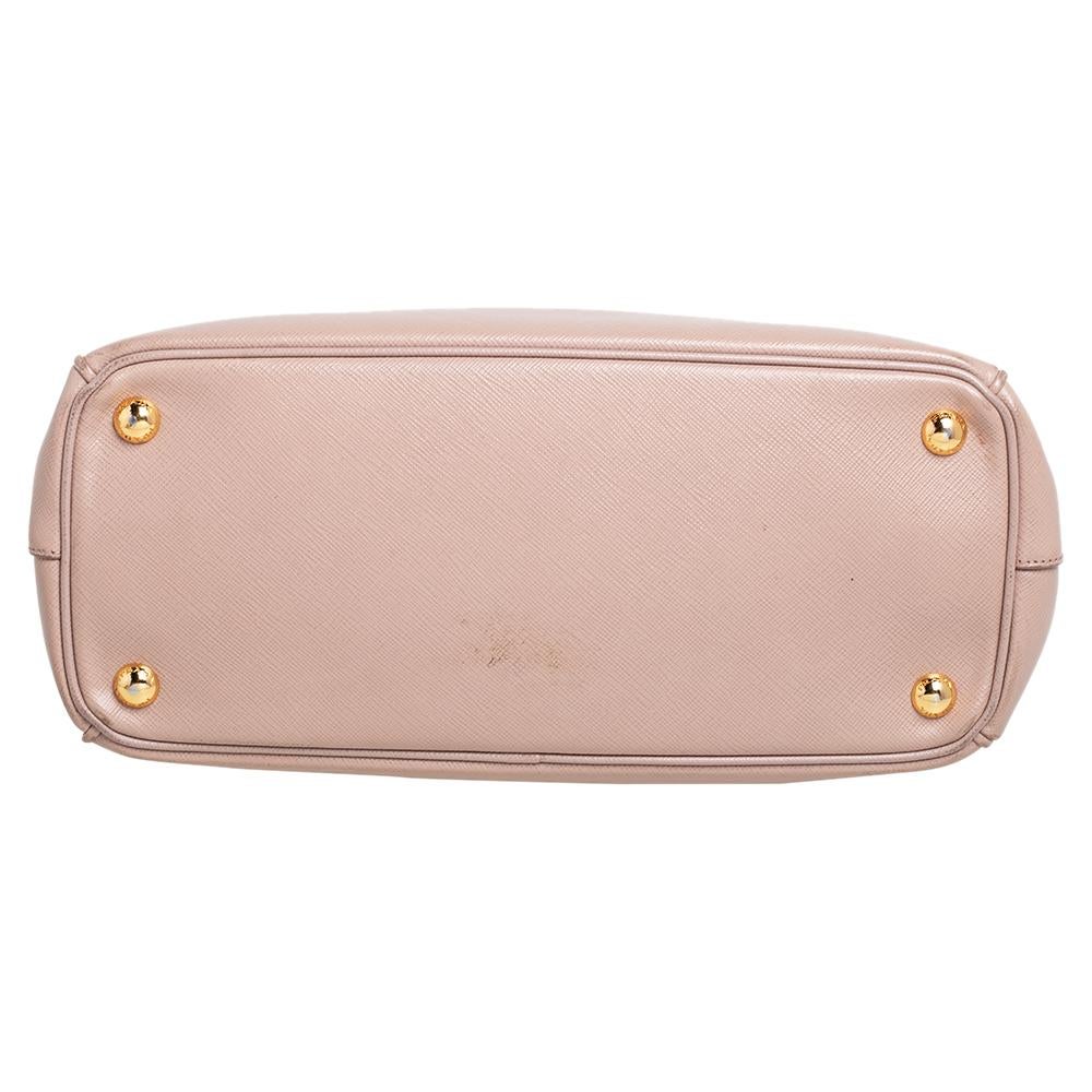 Prada Beige Saffiano Lux Leder Kleine Galleria-Tasche 1