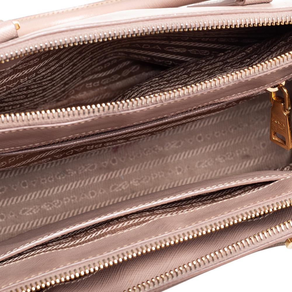 Prada Beige Saffiano Lux Leder Kleine Galleria-Tasche 4