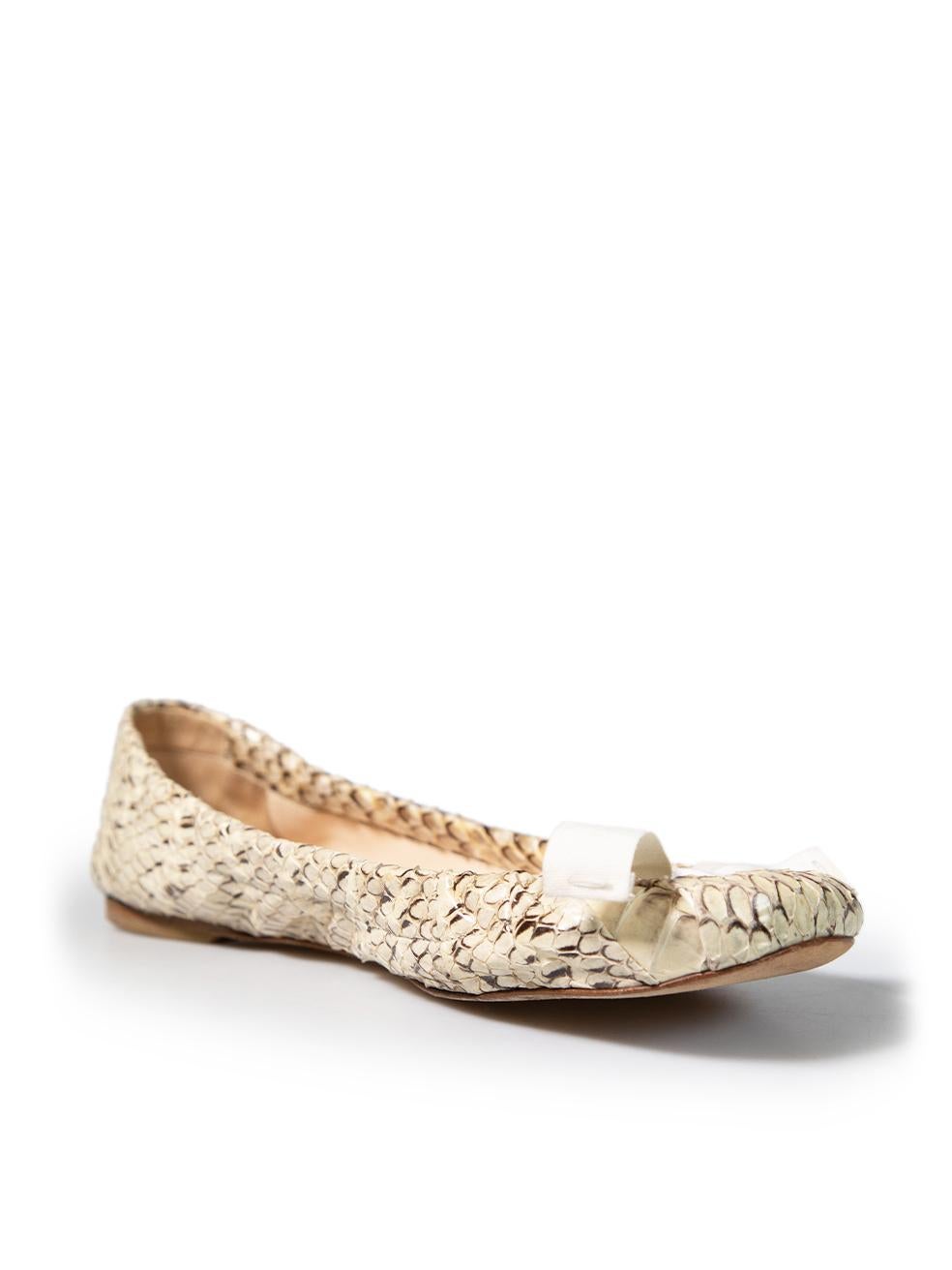 CONDITION is Good. Minor wear to the ballet flats is evident. Light wear to the insoles, soles and the top bow detailing is seen with some discolouration marks on this used Prada designer resale item.
 
 
 
 Details
 
 
 Beige
 
 Snakeskin
 
 Ballet