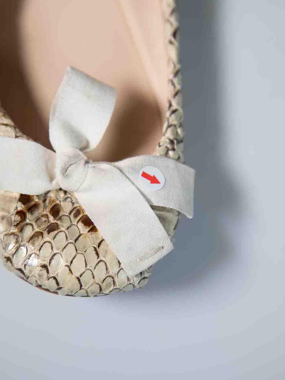 Prada Beige Snakeskin Bow Accent Ballet Flats Size IT 40 For Sale 4