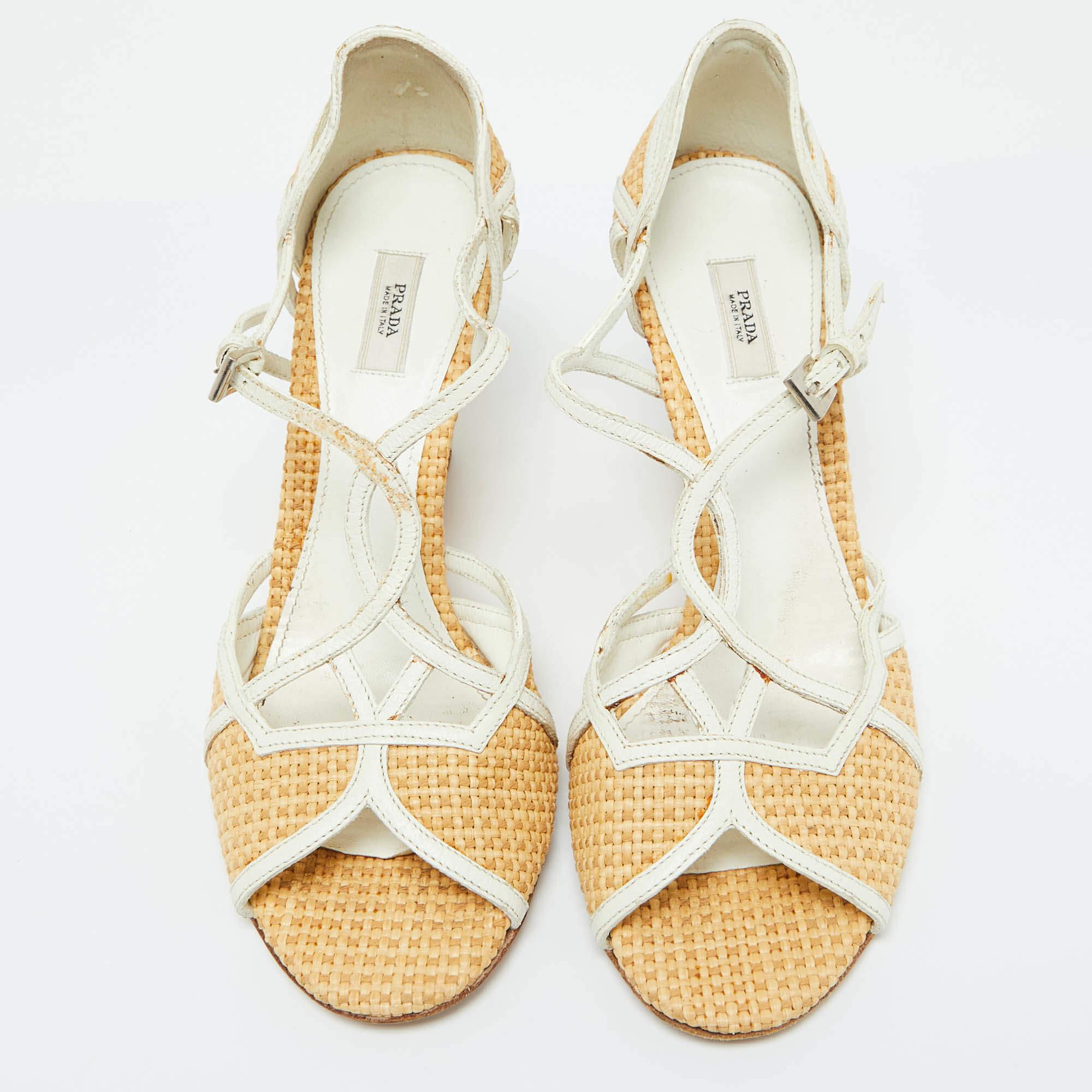Prada Beige/White Raffia and Leather Wedge Sandals Size 38 In Fair Condition In Dubai, Al Qouz 2