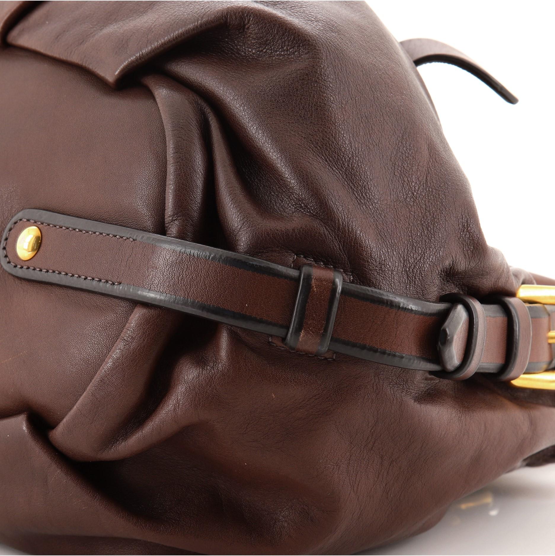 Prada Umwandelbare Schultertasche aus weichem Kalb Medium mit Gürtel 1
