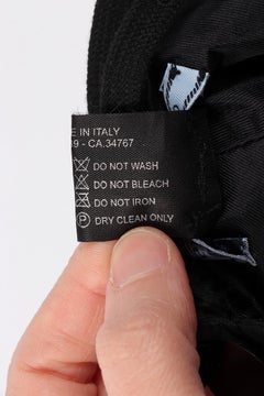 Boina Prada con lentejuelas. Italia. Seda + viscosa.