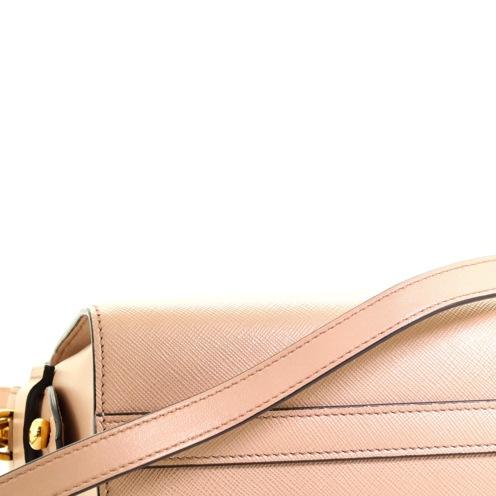 Prada Bibliotheque Crossbody aus Saffiano-Leder 1