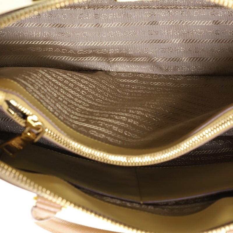Women's or Men's Prada Bicolor Promenade Bag Saffiano Leather Medium