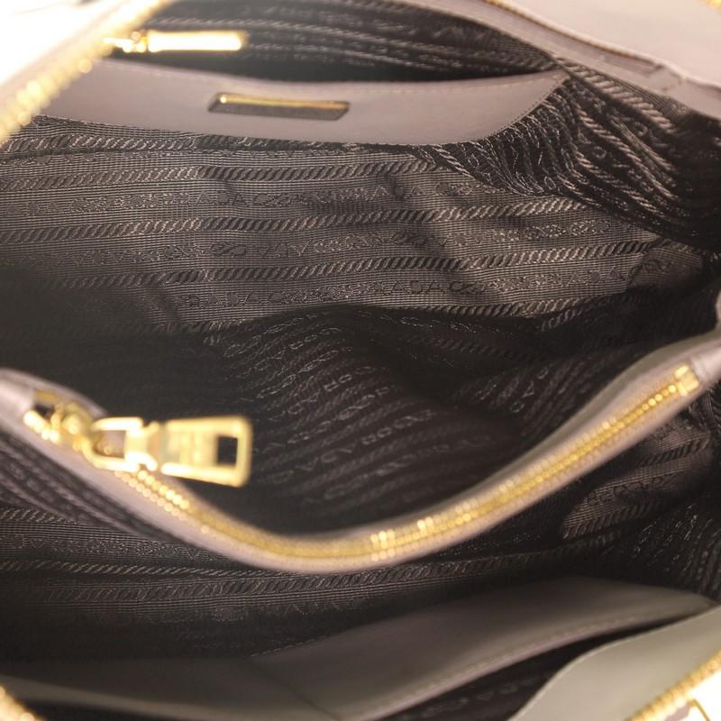 Women's or Men's Prada Bicolor Promenade Bag Saffiano Leather Medium