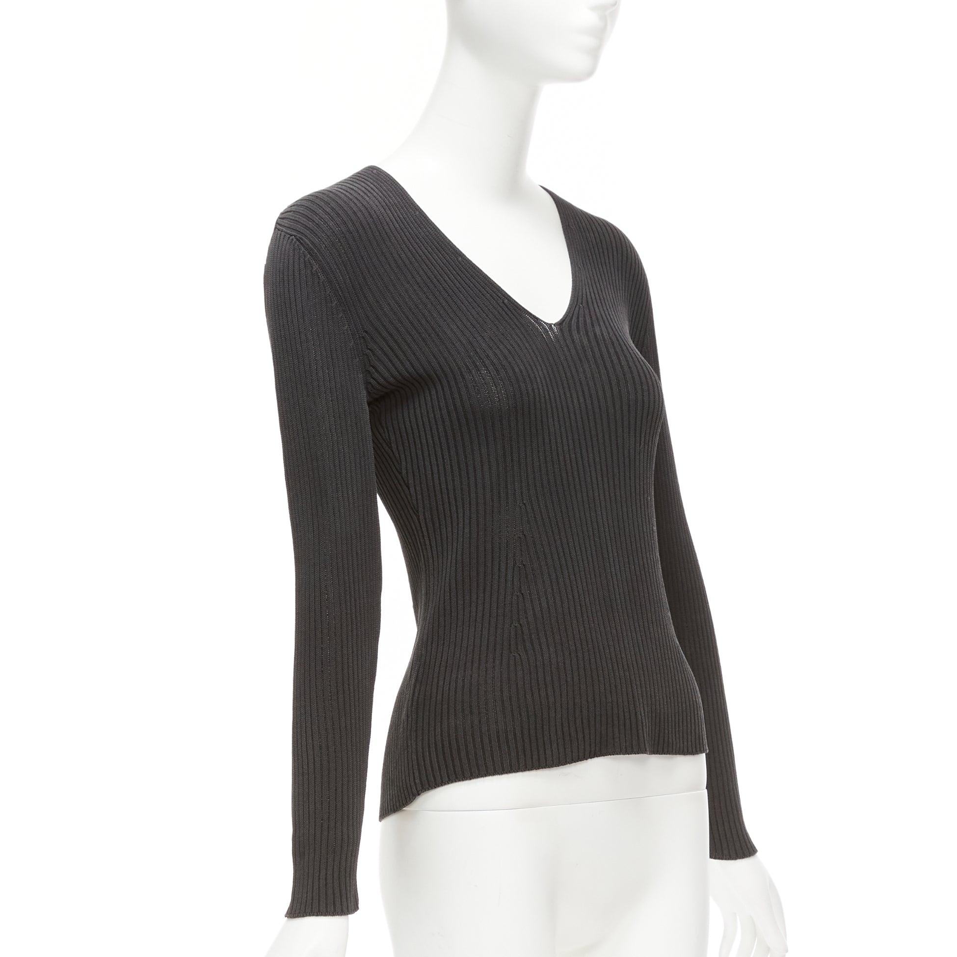 PRADA black 100% silk classic minimal ribbed Vneck long sleeve top IT42 M In Excellent Condition For Sale In Hong Kong, NT