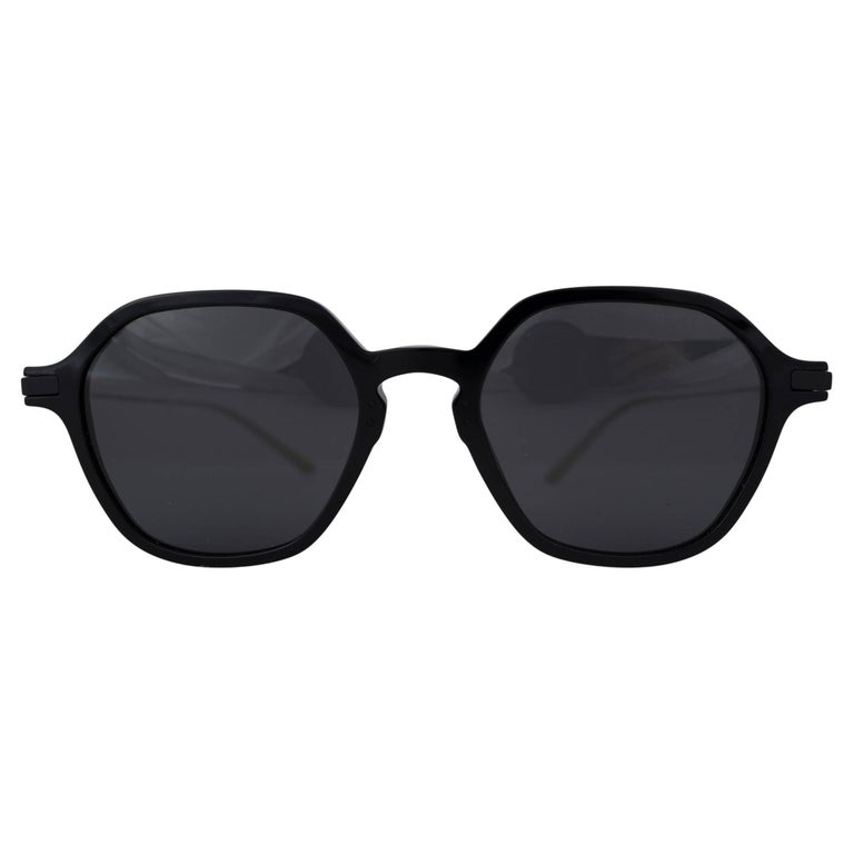 Prada Black Geometric Hexagon Sunglasses Prada - Prada Eyewear - Geometric Sunglasses - Black - Prada  main image 3