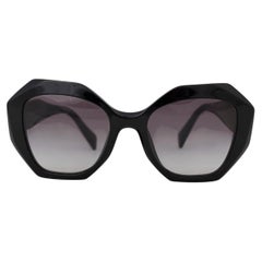 PRADA black acetate GEOMETRIC Sunglasses SPR16W