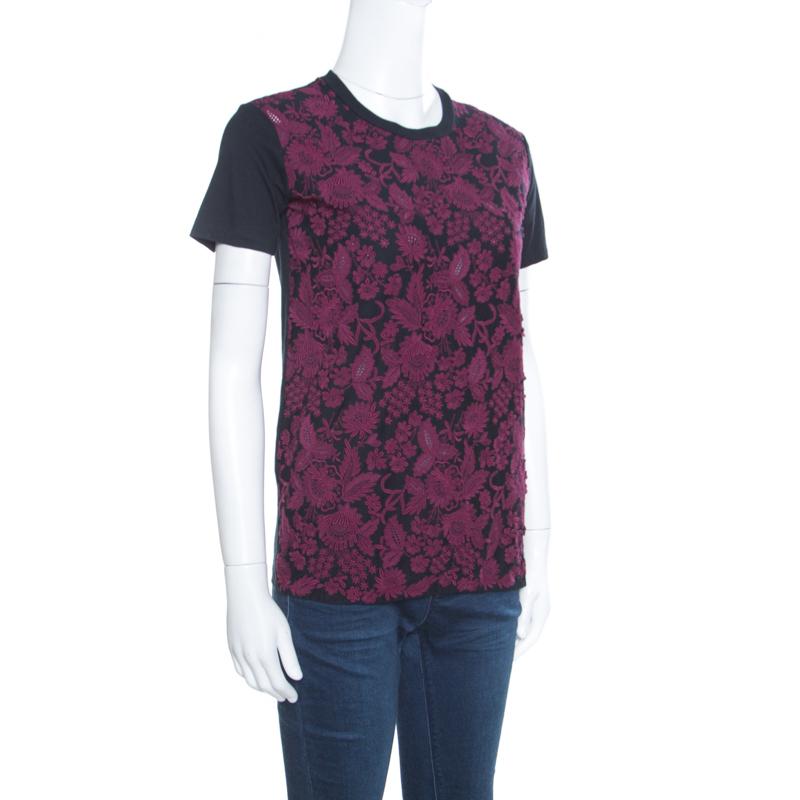 Prada Black and Wine Floral Lace Applique Detail Cotton Crew Neck T Shirt XS In Good Condition In Dubai, Al Qouz 2