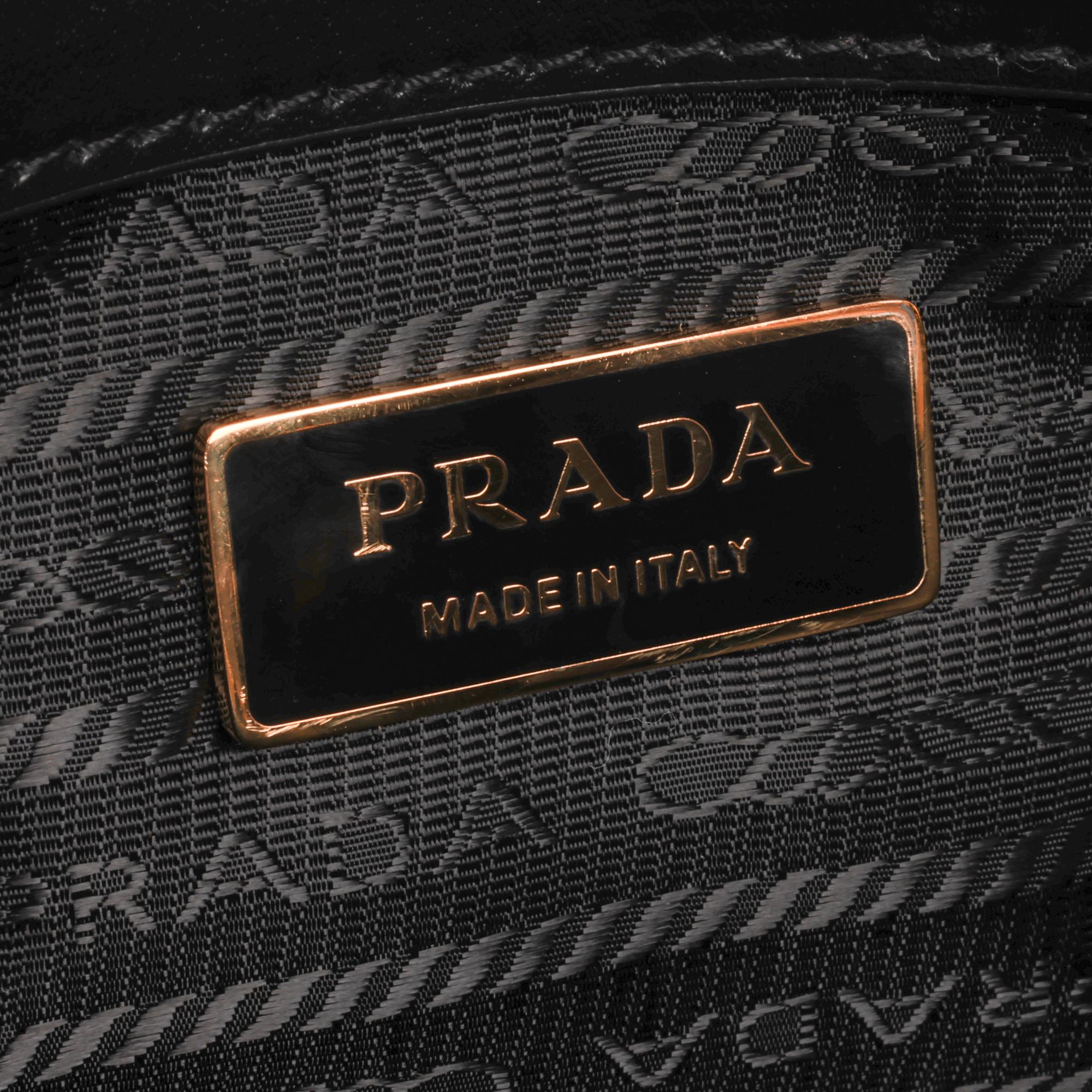 PRADA Black & Beige Embroidered Fabric Small Symbole in vendita 4