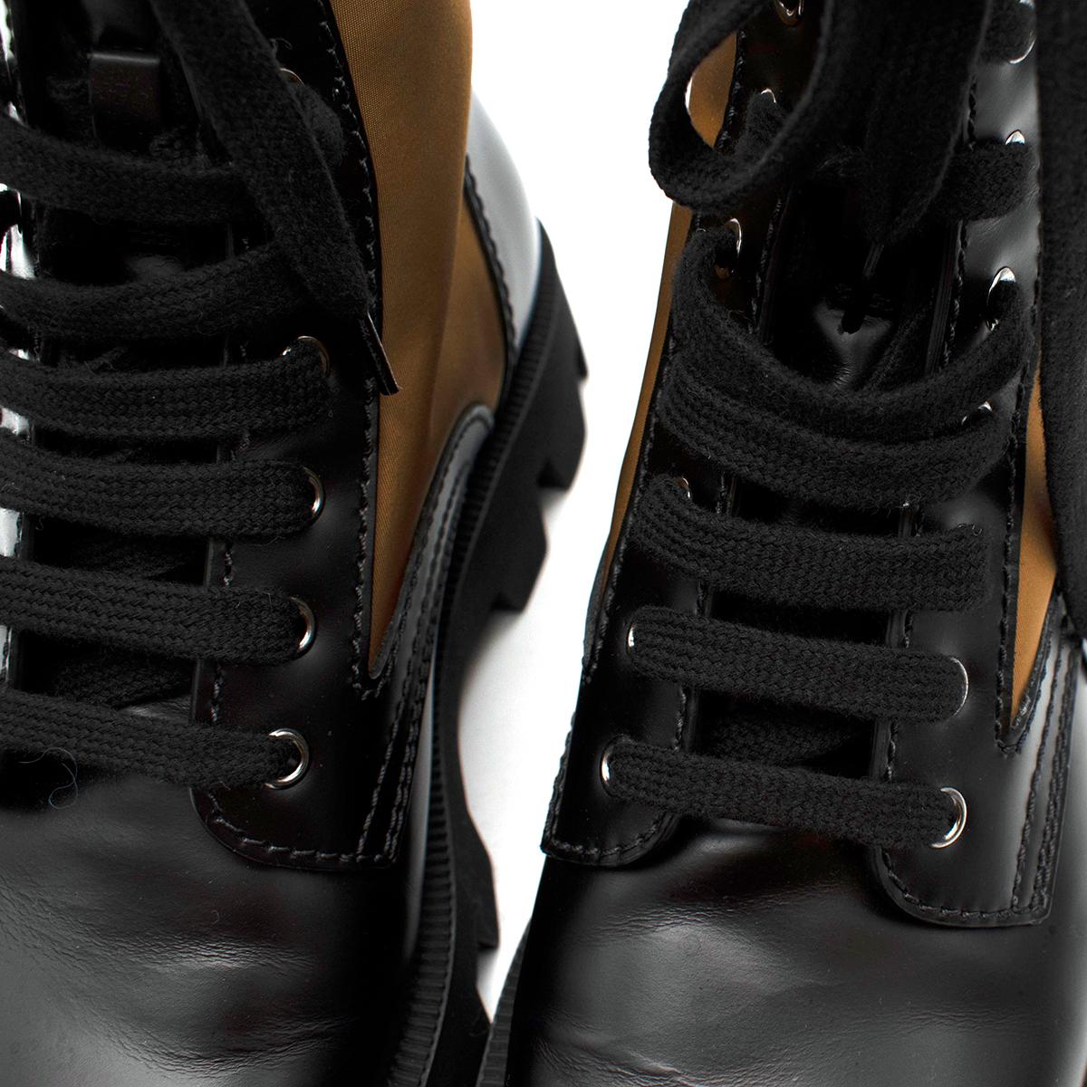 Prada Black & Beige Leather & Nylon Logo Combat Boots - Size EU 41.5 For Sale 1