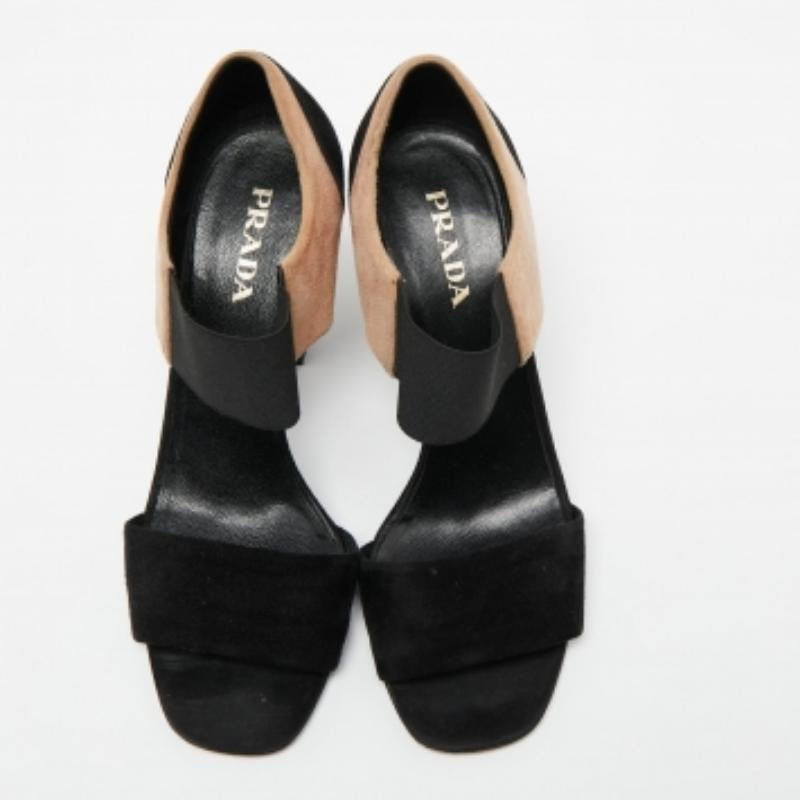 Noir Prada - Sandales à lanières en daim noir/beige - Taille 38 en vente