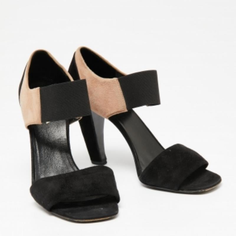 Prada - Sandales à lanières en daim noir/beige - Taille 38 Pour femmes en vente