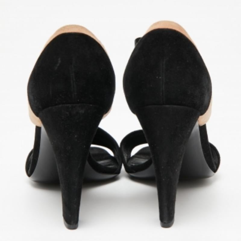 Prada - Sandales à lanières en daim noir/beige - Taille 38 en vente 1