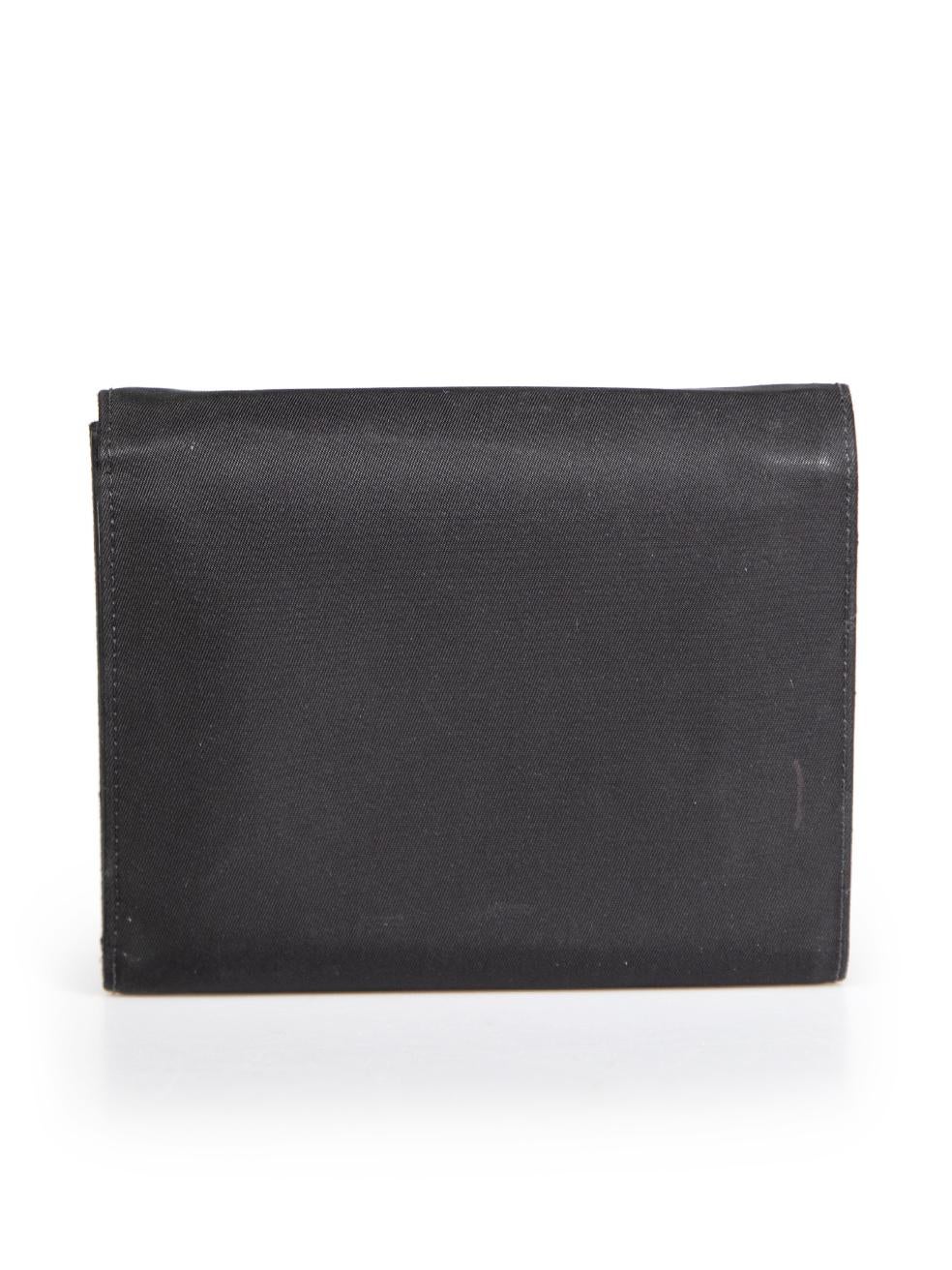 Prada Black Bifold Wallet In Good Condition In London, GB
