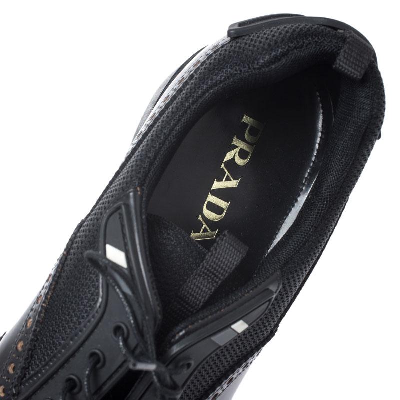 Prada Black Brogue Leather and Mesh Lace Up Derby Sneakers Size 44 In Good Condition In Dubai, Al Qouz 2