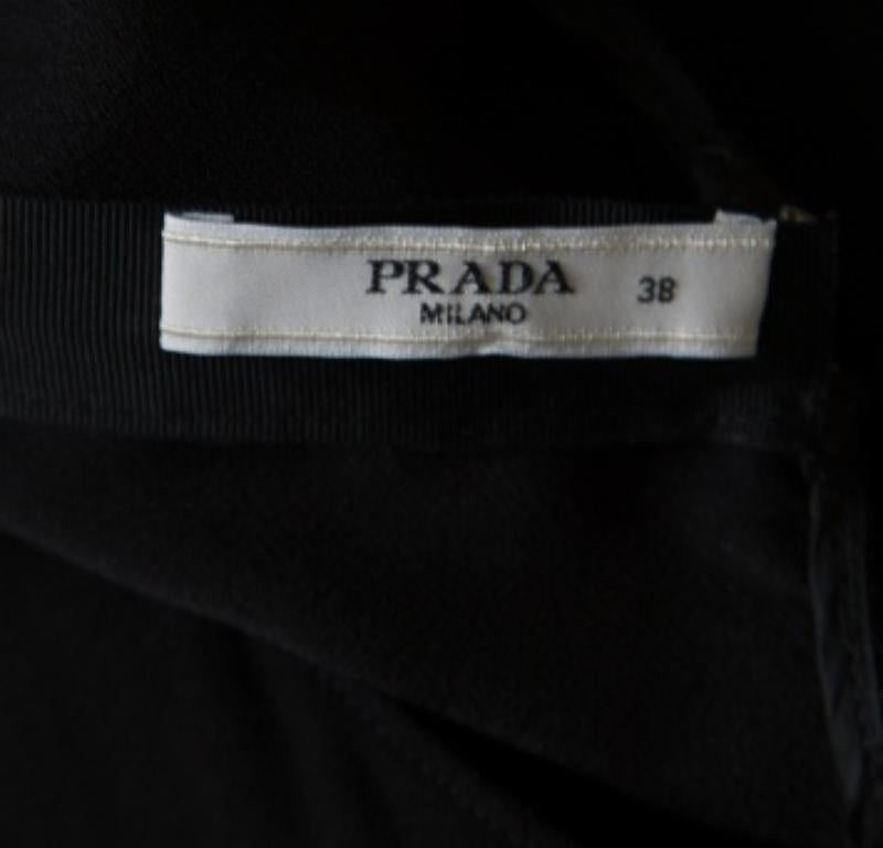 Prada - Robe à carreaux en crêpe - Noir S en vente 1