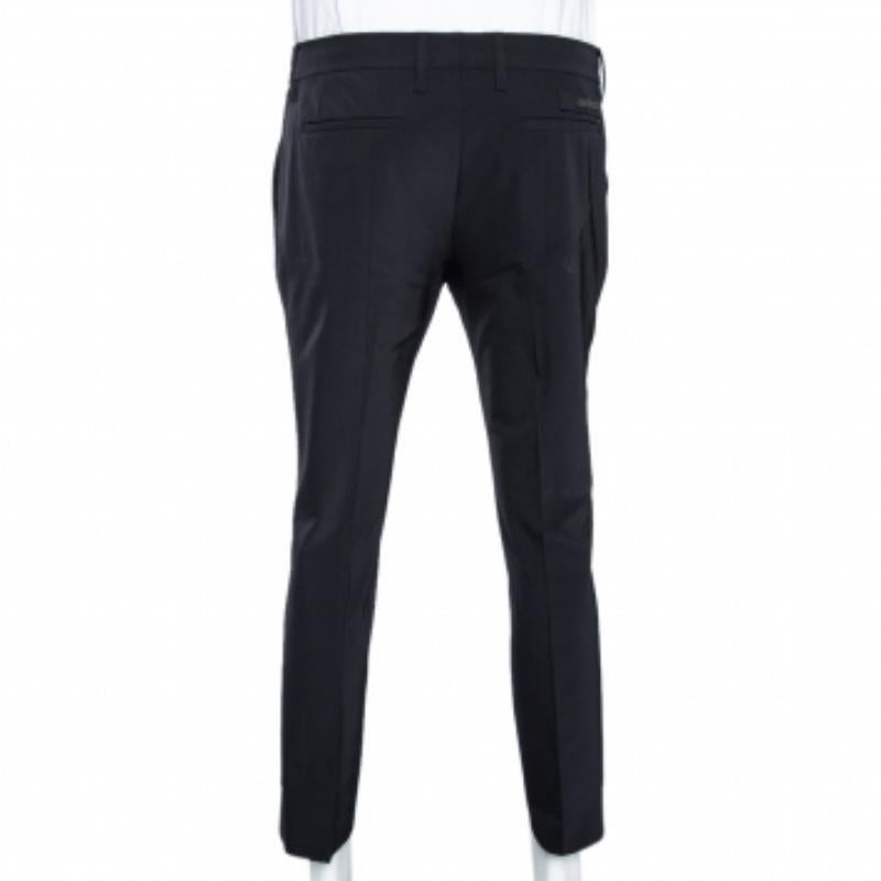 Prada Schwarze Technical-Hose in Kurzform L Damen