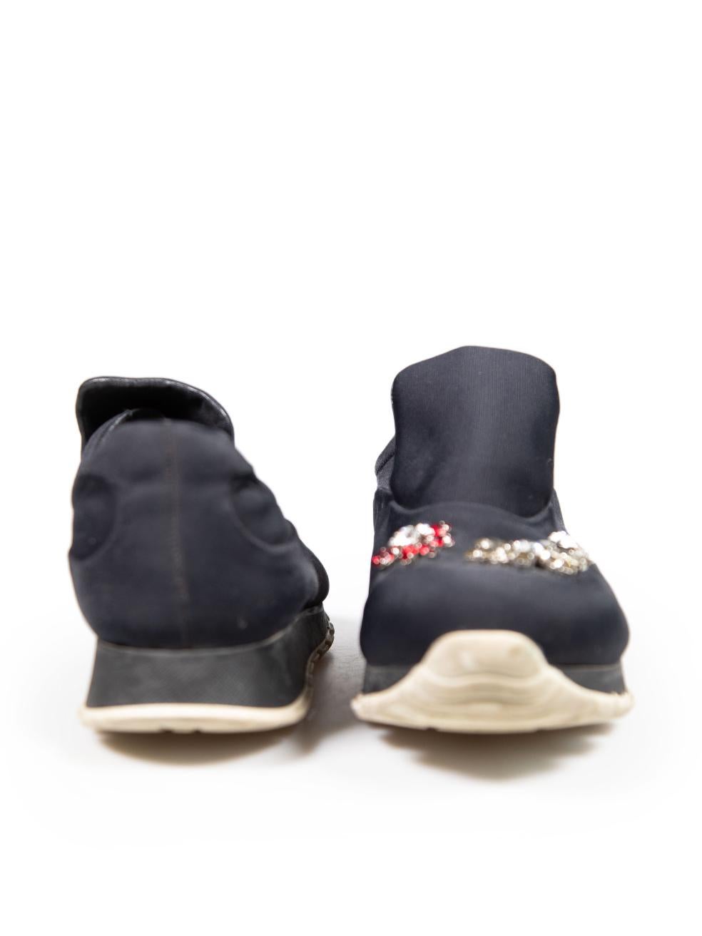 Prada Schwarze kristallverzierte Slip-On-Turnschuhe Größe IT 38,5 im Zustand „Hervorragend“ im Angebot in London, GB