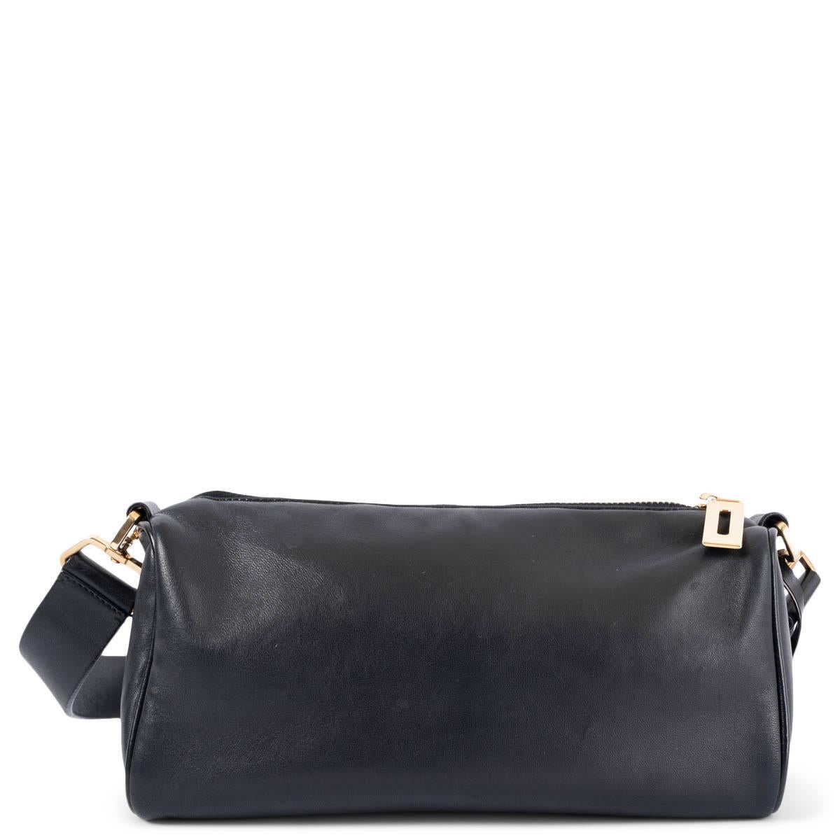 PRADA black Daino Box leather BOXY Shoulder Bag BR0094 In Excellent Condition For Sale In Zürich, CH