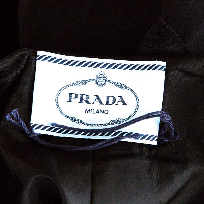Prada - Robe noire à manches à volants avec ourlet orné, taille M Pour femmes en vente