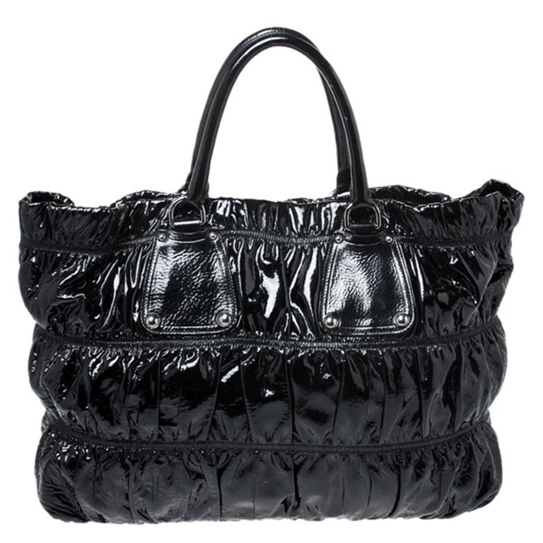 Prada Black Gaufre Patent Leather Large Tote For Sale at 1stDibs
