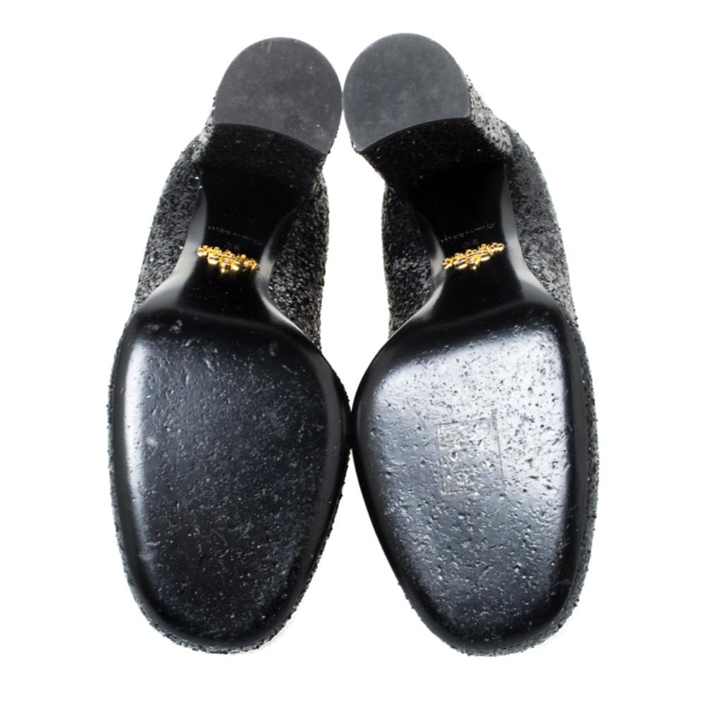 Prada Black Glitter Block Heel Pumps Size 36 In Good Condition In Dubai, Al Qouz 2